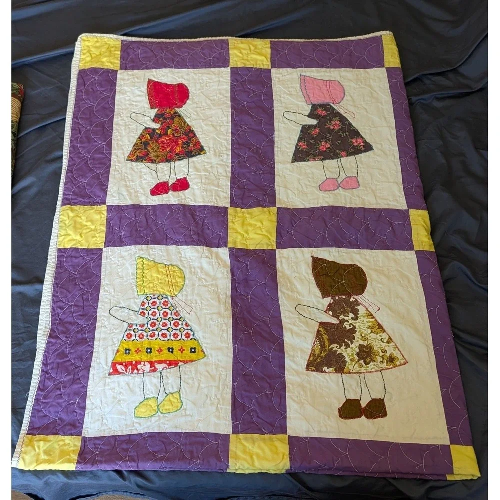 Vintage Handmade Quilt Sunbonnet Sue Twin Purple Calico‎ Cottage Folk Art 67x84